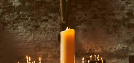 croce candele preghiera quaresima