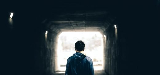 tunnel luce speranza paura